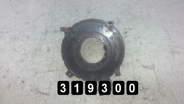 VW Fox liukurengas OEM AM-319300 - Käytetty image 2