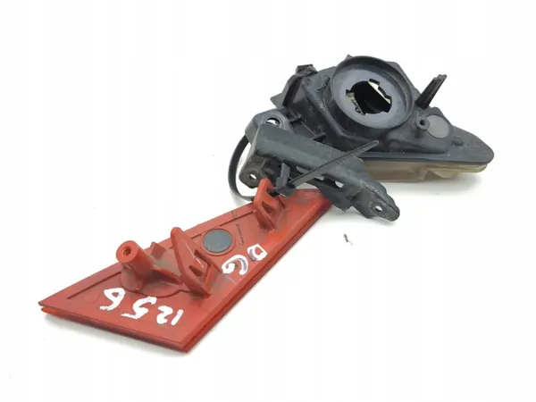 Lexus UX 2020 Heckstoßstangenleuchte OEM AMD195827 image 7