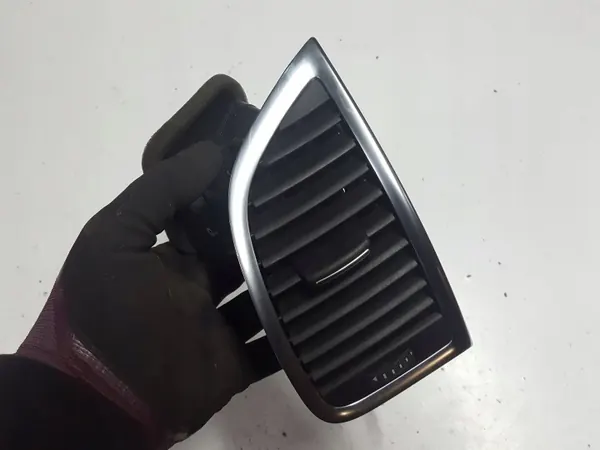 Audi Q7 4L 09-15 Höger Framgrill OEM 4L0820902T image 3