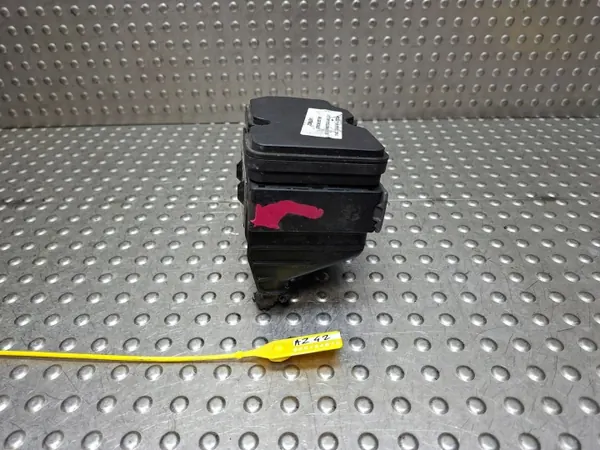 Pompe ABS OEM S25154872 pour Toyota Corolla image 4