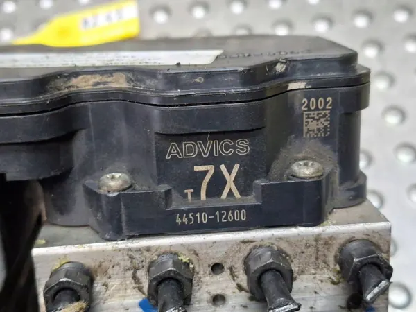 Pompe ABS OEM S25154872 pour Toyota Corolla image 6
