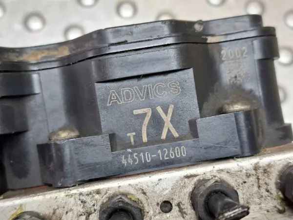 Pompe ABS OEM S25154872 pour Toyota Corolla image 8