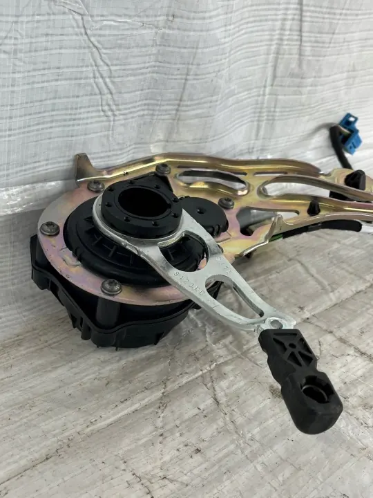 Actuateur hayon Mercedes CLS 257 OEM A2138205903 image 6