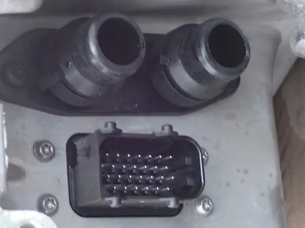 Batería híbrida 22Ah OEM para Mercedes GLC W253 image 6