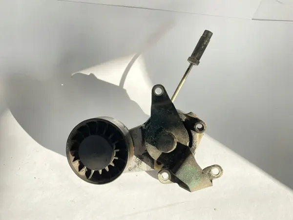 Tensor de Correa Mercedes OEM ŁAPA/SDV10628 - Usado image 2