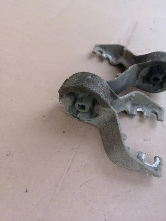 Support échappement FORD KUGA MK2 OEM Montage image 3