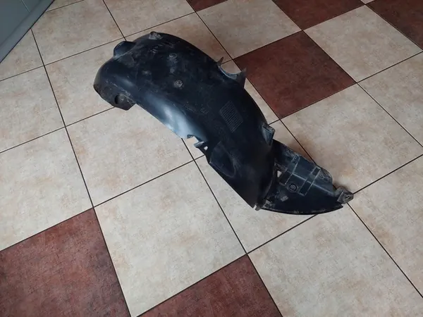 Left Rear Wheel Arch - Renault Clio IV image 6
