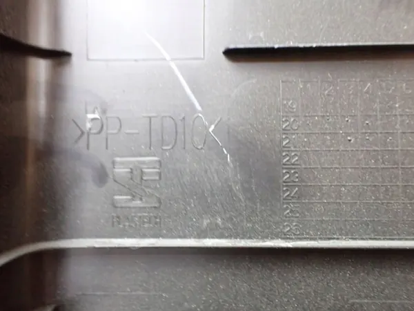 Garniture de pilier Isuzu D-Max côté droit OEM BTU1928 image 9
