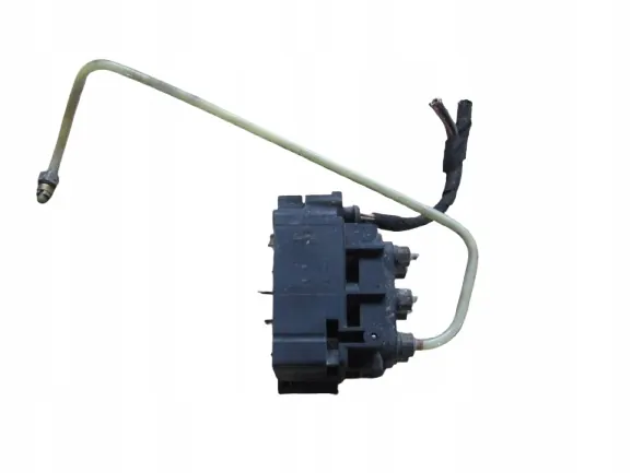 Klepblok verdeler OEM A2513200058 voor Mercedes image 2