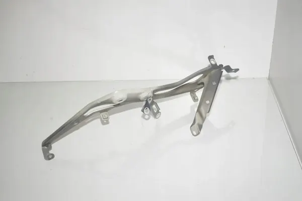 Support d'aile avant droit BMW F46 OEM 7297202 image 3