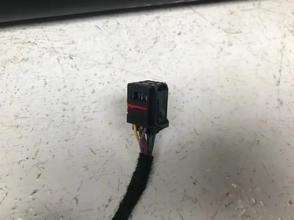 HYUNDAI SANTA FE IV Baklucka Ställdon Vänster 81831-S1600 image 2