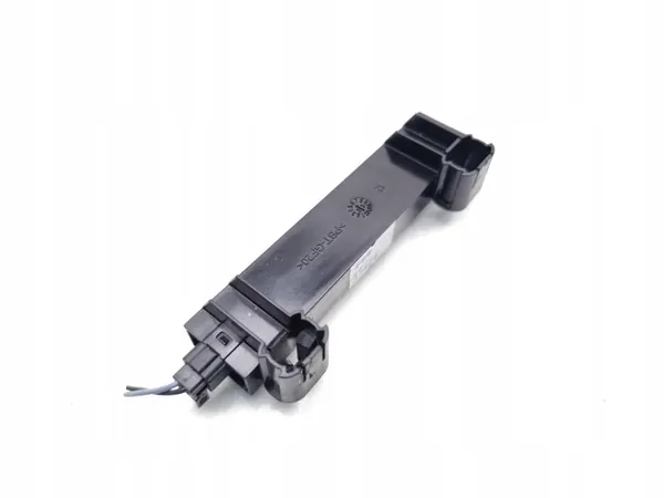 Antena Interna Audi Q4 OEM 5FA224075 2024 SUV image 2