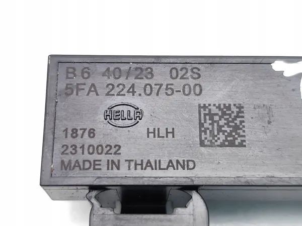 Antena Interna Audi Q4 OEM 5FA224075 2024 SUV image 7