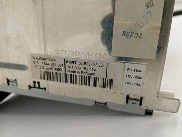 Rádio 1P103515247V Seat Leon II (2005-2012) OEM image 5