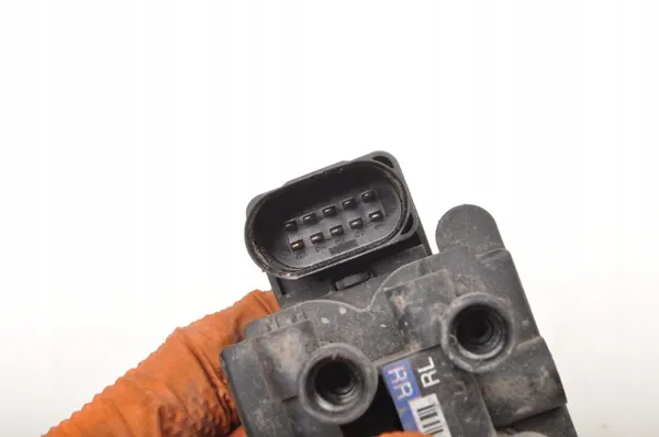Audi Q5 II Verteiler OEM 80A616013 - Gebraucht image 3