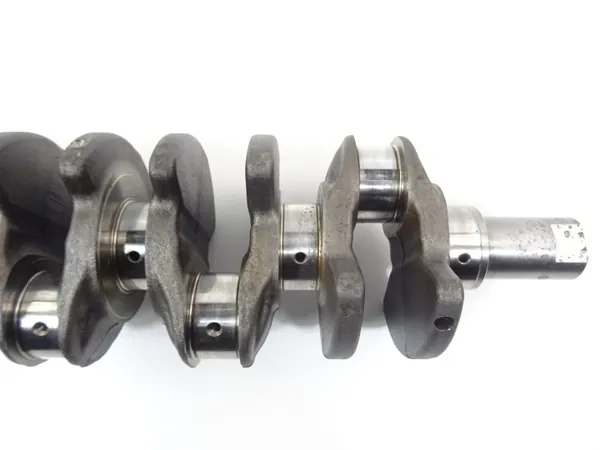 Kampiakseli Nissan OE OEM 5599R X-Trail T32 1.6 DCI:lle image 5