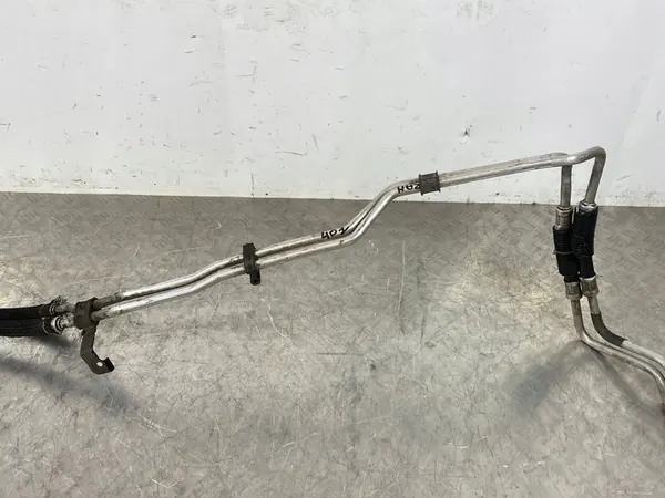 Durite de refroidissement d'huile Dodge RAM VAN 2018 image 2