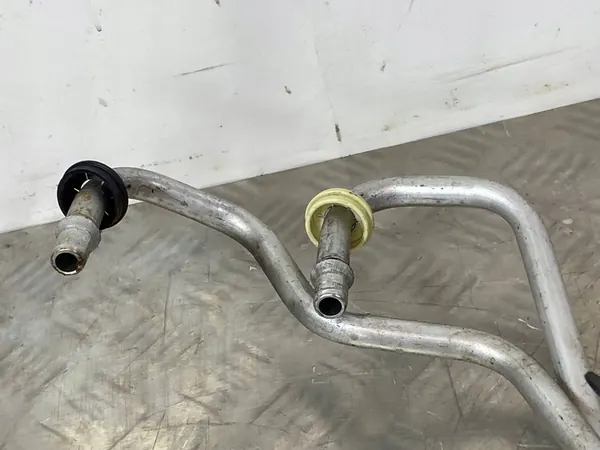 Durite de refroidissement d'huile Dodge RAM VAN 2018 image 4