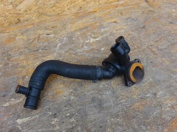 AUDI A3 8P GOLF VI SHARAN 7N Carcasa de Termostato 03L121111AE image 3