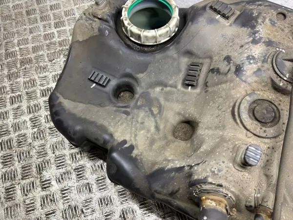 Bränsletank OEM AMD223251 för Toyota GT 86 image 6