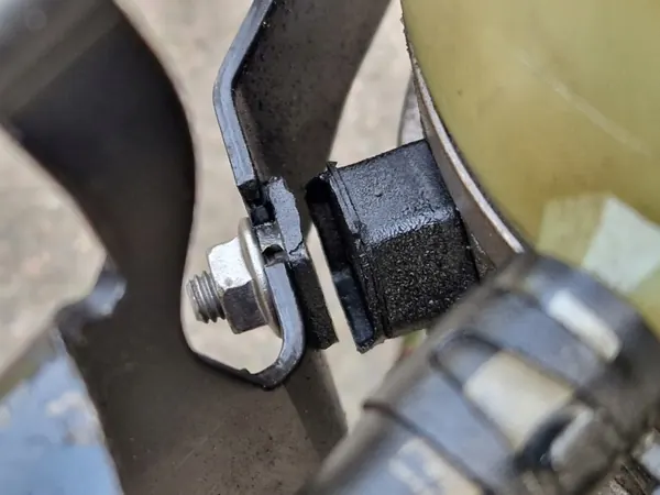 TRW Servopumpe OEM 6R0423156B - 3 Stecker image 4