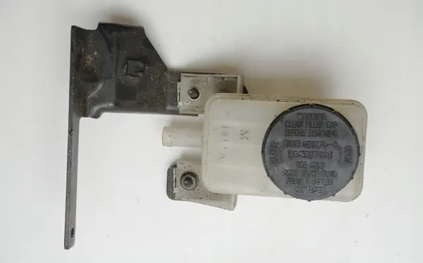 Bremsflüssigkeitsbehälter Nissan OE OEM 46090-1AT0A image 3