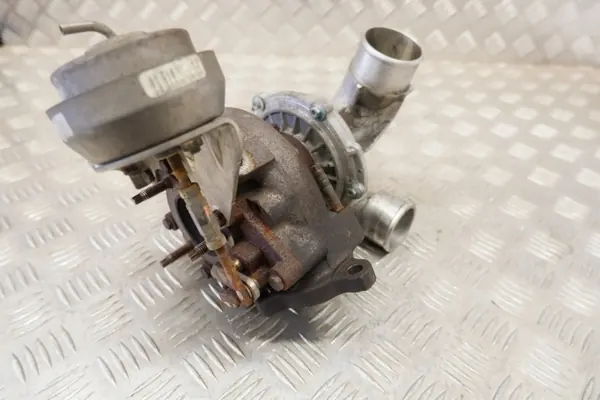 Turbo TOYOTA AVENSIS SEDAN (_T27_) 172010R060 2.0L diesel 2010 image 3