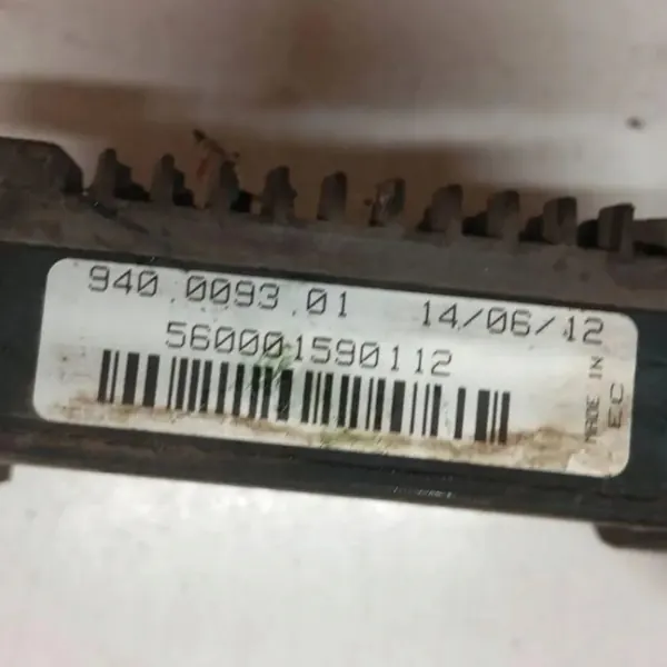 Volvo Kühlerlüfter-Relais OEM 940009301 - Gebraucht image 2