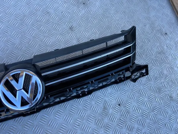 Grille Cover for VOLKSWAGEN TOURAN II LIFT CADDY image 3