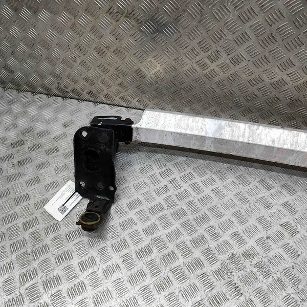 AUDI Q7 Etupuskuri 4L0807113A image 5