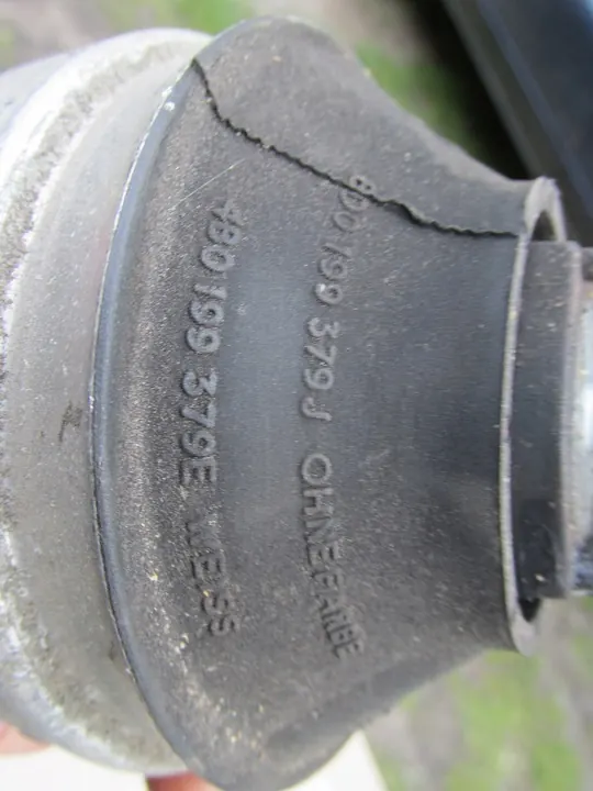 AUDI A6 C5 Motorhalterung Links Rechts mit Sensor OEM 4B0199379E image 5