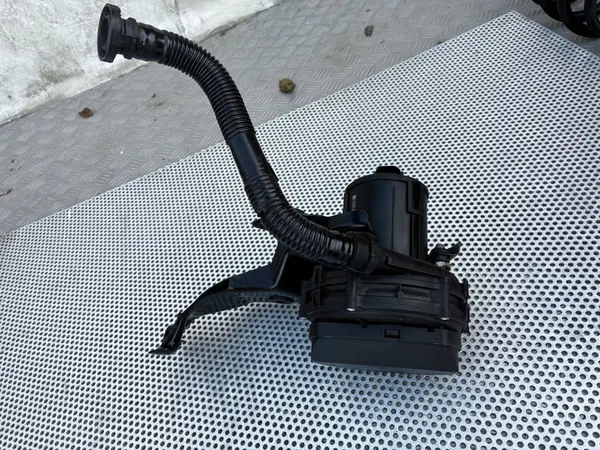 Bomba de recirculación de aire BMW M3 E46 3.2i =OEM= image 4