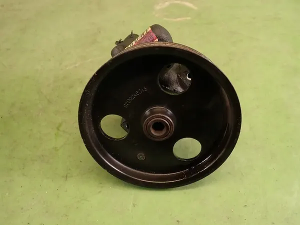 Bomba de direção assistida RENAULT THALIA II 1.6 B 2011 image 2