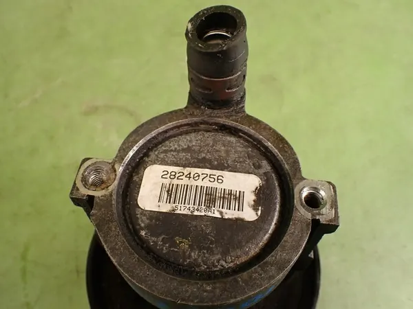 Bomba de direção assistida RENAULT THALIA II 1.6 B 2011 image 5