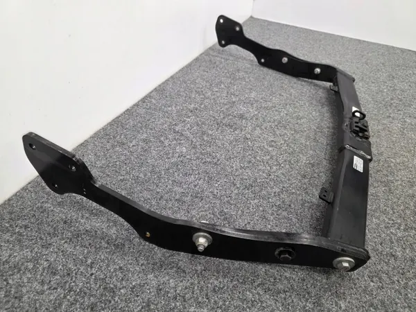 Barra de remolque OEM 9999Z040587 Hyundai Staria usado image 4