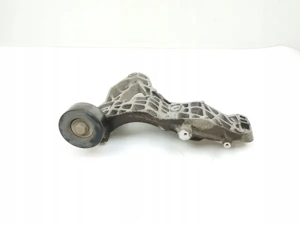 Maserati Ghibli 2014 Support Compresseur AC image 4