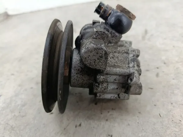 Bomba de dirección asistida VW Transporter T4 2.4 D 9115 image 3