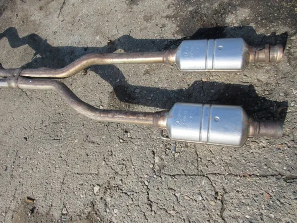 Mittelschalldämpfer Mercedes-Benz ML W164 OEM A1644908101 image 3