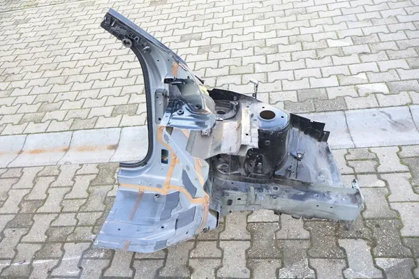 VOLVO XC40 Aile Avant Gauche '019 image 4