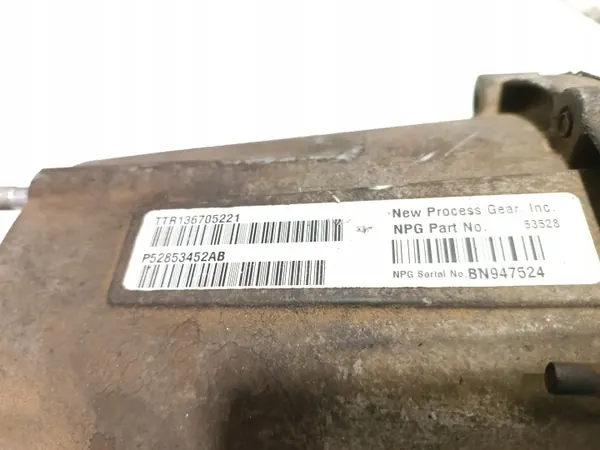 Dodge Nitro fördelningslåda OEM P52853452AB 2.8 CRD image 7
