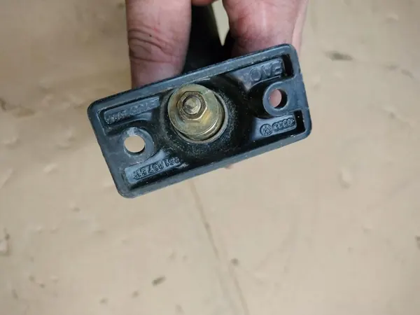 Ulkopeili T25 (Oikea/Vasemmisto) VW OEM image 3