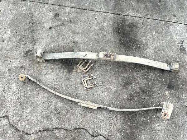 Molas de lâmina traseiras OEM 5801642218 para Iveco Daily image 3