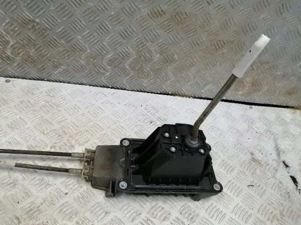 Levier de vitesse Renault Clio III OEM 8200755868 - Occasion image 3