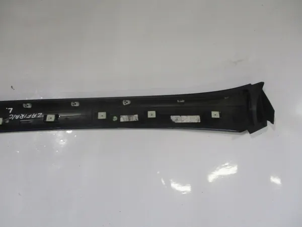 Garniture Pare-brise Gauche Avant Opel OE Zafira C 22A image 6