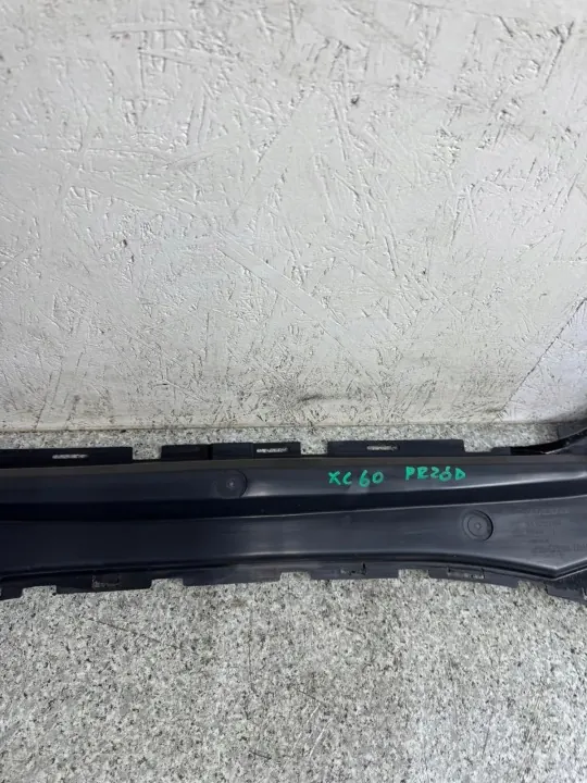 Volvo XC60 etupuskurinvahvike OEM 31323760 image 5