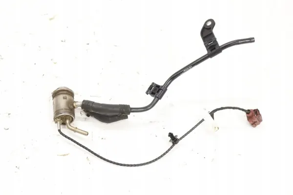 VW Passat B8 AdBlue-injector OEM 05L131113F image 2