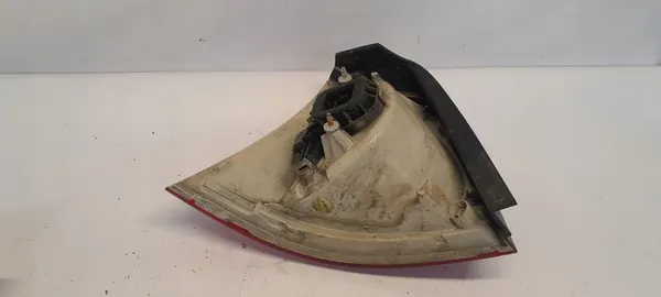 VW GOLF 5 Höger Bakljus 1K6945096E image 2