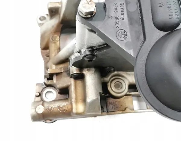 Bomba de óleo usada OEM 7823007 para BMW 2.0D N47C20 image 4
