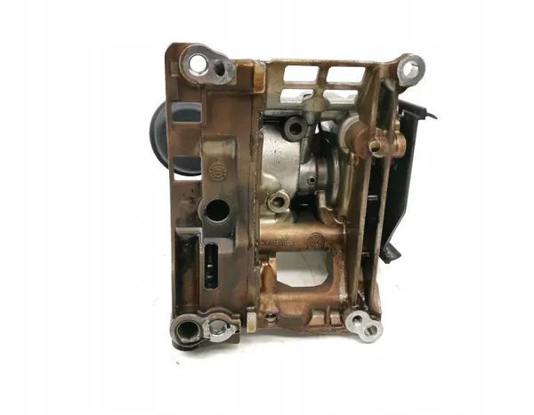 Bomba de óleo usada OEM 7823007 para BMW 2.0D N47C20 image 5