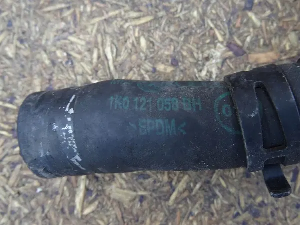 AUDI A3 8P GOLF VI SCIROCCO 1.4 TSI Vesijohdot Setti 03C121065F image 7